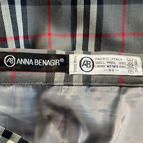 ‘BURBERRY’ check plaid Italian wool lined pleated wool skirt GORGEOUS! - Picture 7 of 9